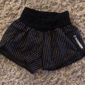 Lululemon tracker short